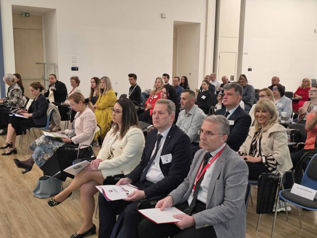 visitors-conference-1